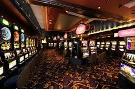 aaaph casino live dealer table interface on mobile for Filipino players